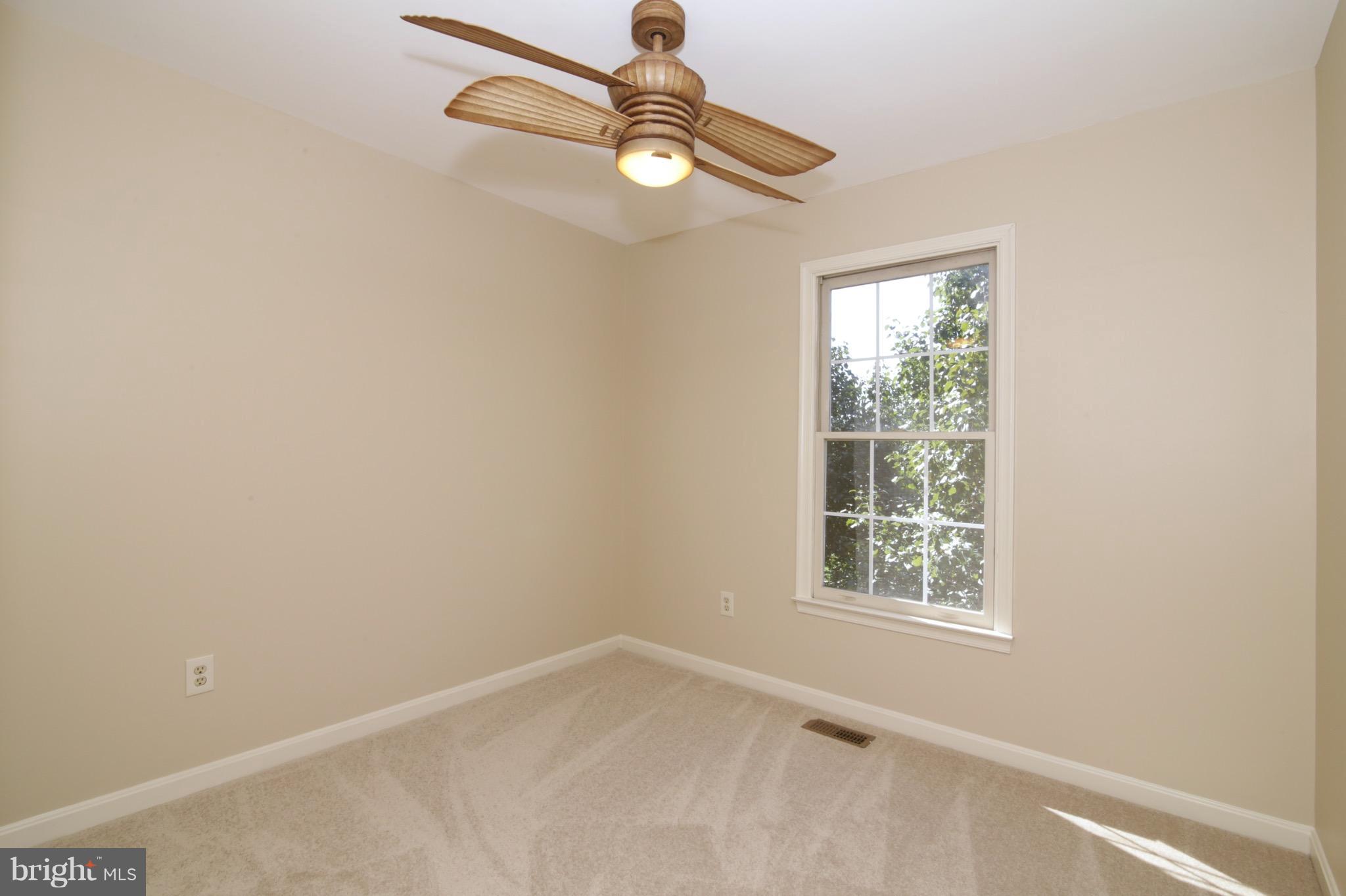 MIDDLEFORD - Residential