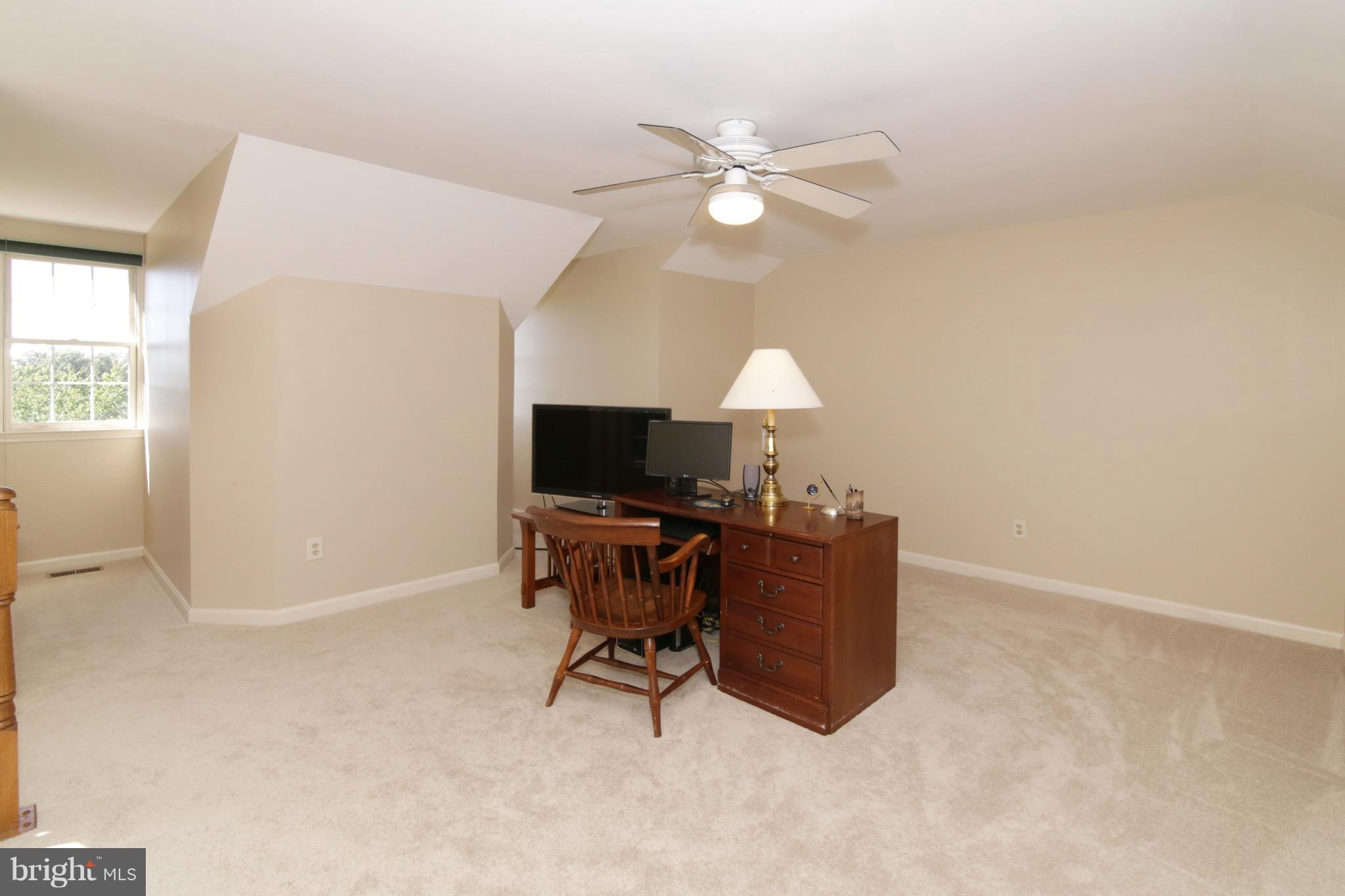 MIDDLEFORD - Residential