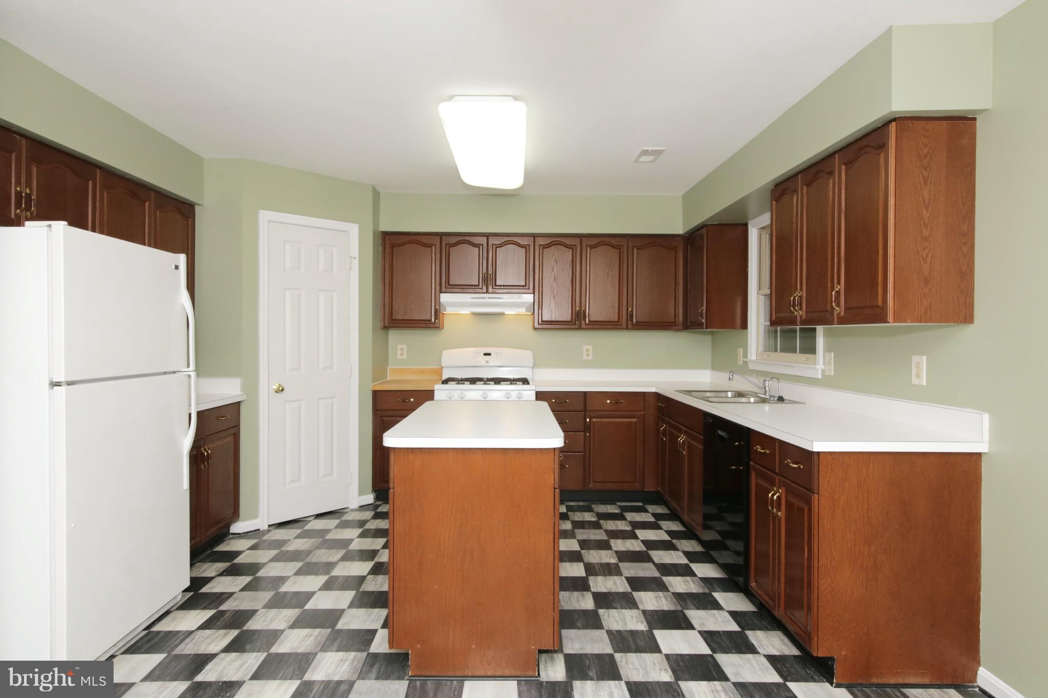 MIDDLEFORD - Residential