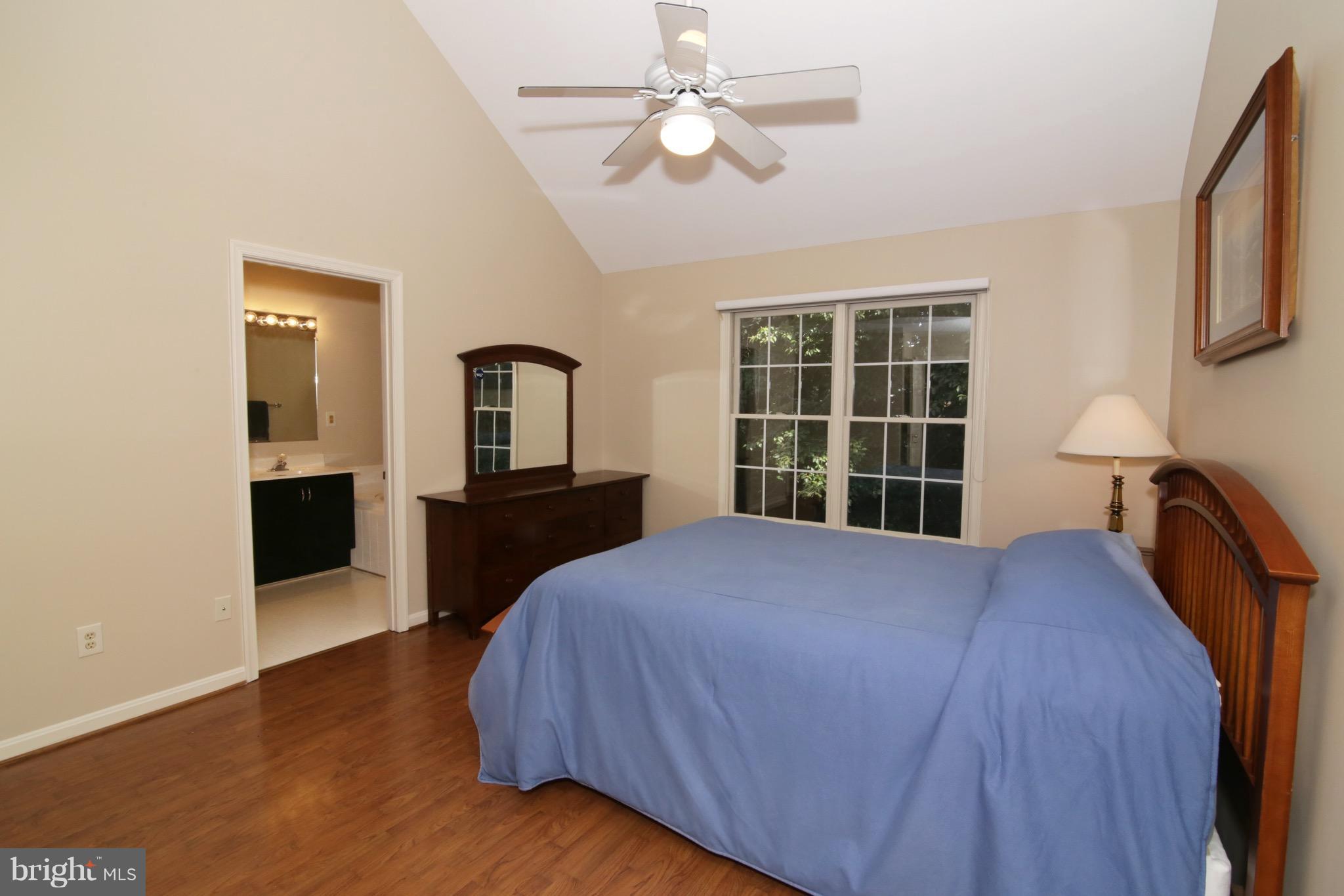 MIDDLEFORD - Residential