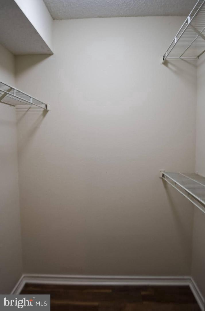 FOUNTAINS AT MCLEAN - Residential Lease