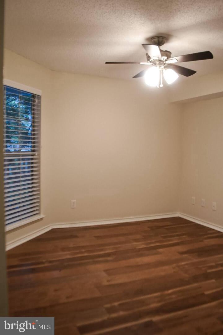 FOUNTAINS AT MCLEAN - Residential Lease