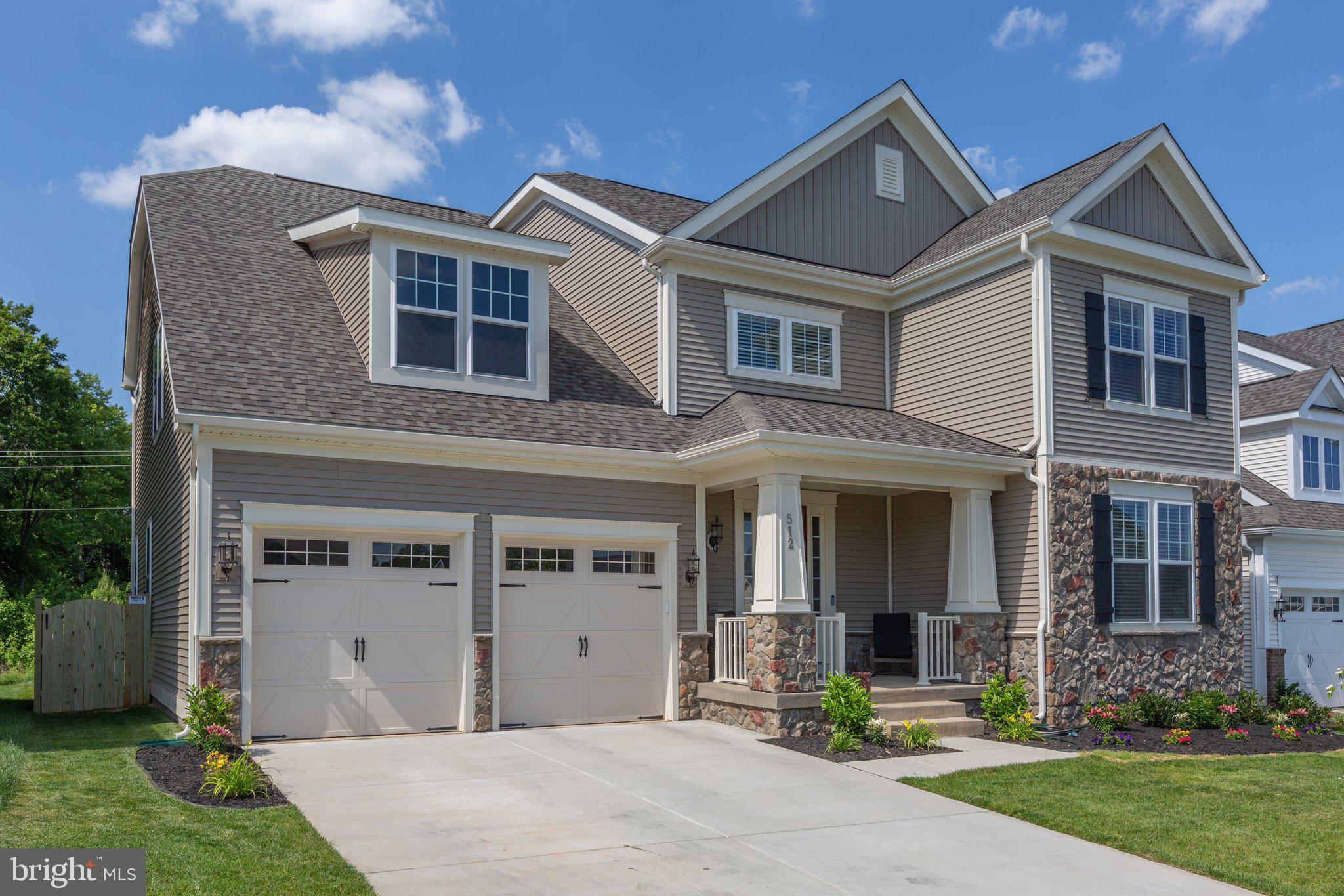 512 CRAB APPLE DRIVE