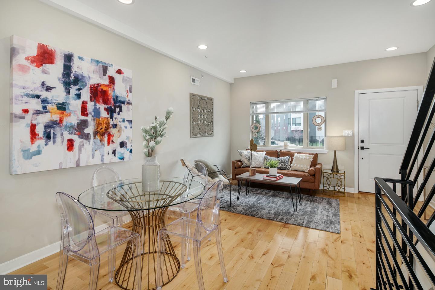 OLDE KENSINGTON - Residential