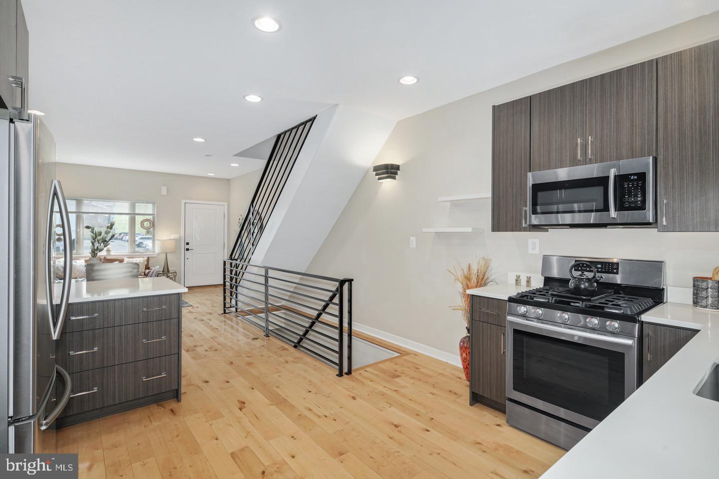 OLDE KENSINGTON - Residential