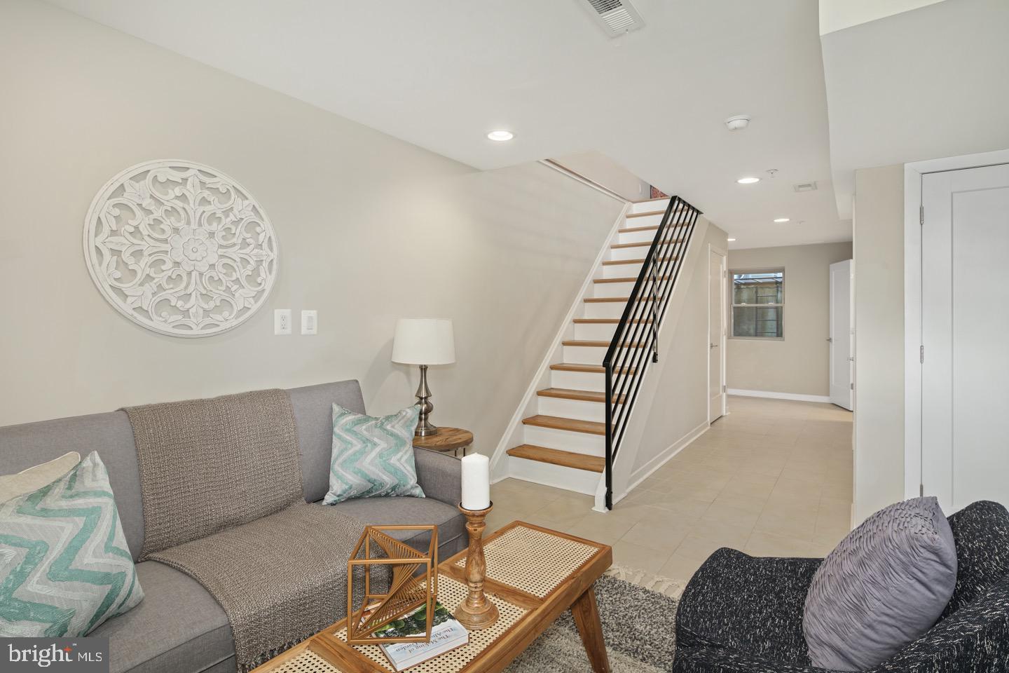 OLDE KENSINGTON - Residential