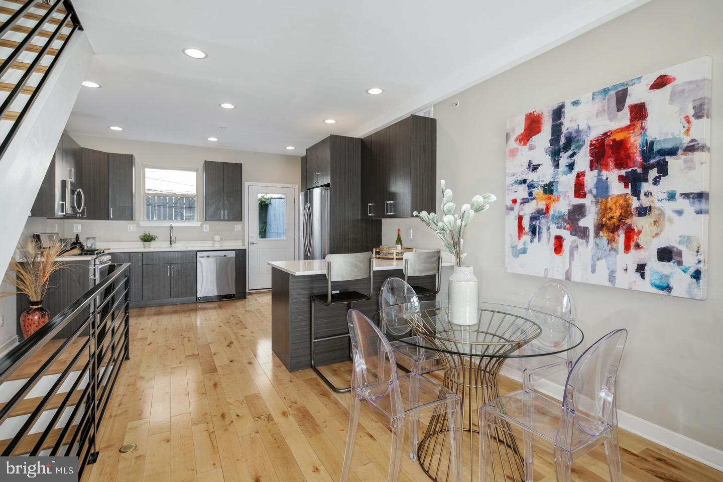 OLDE KENSINGTON - Residential