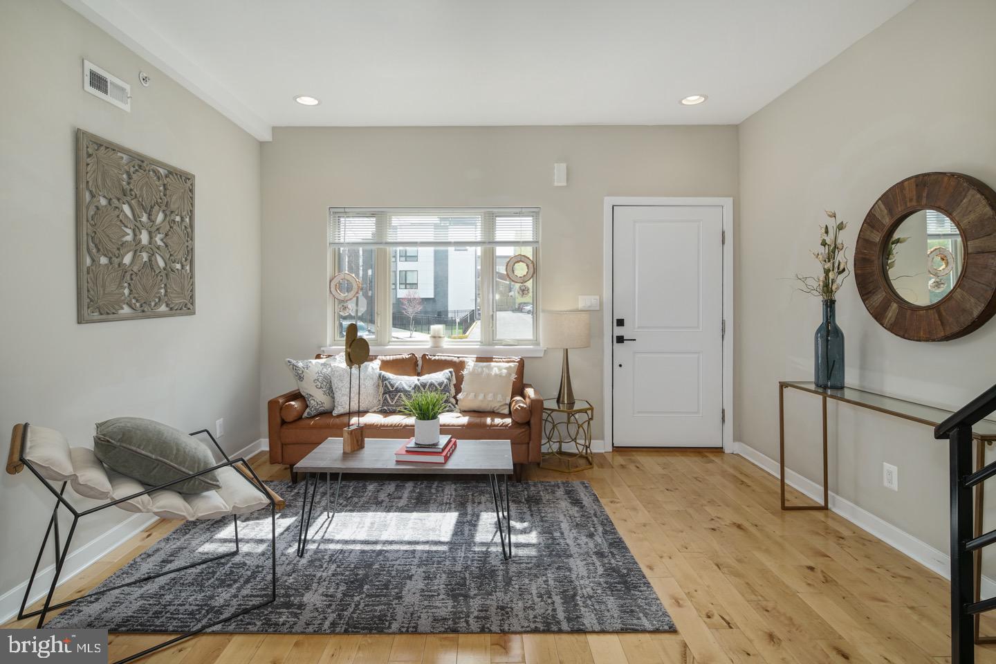 OLDE KENSINGTON - Residential