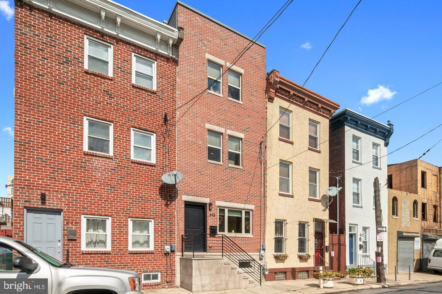 OLDE KENSINGTON - Residential