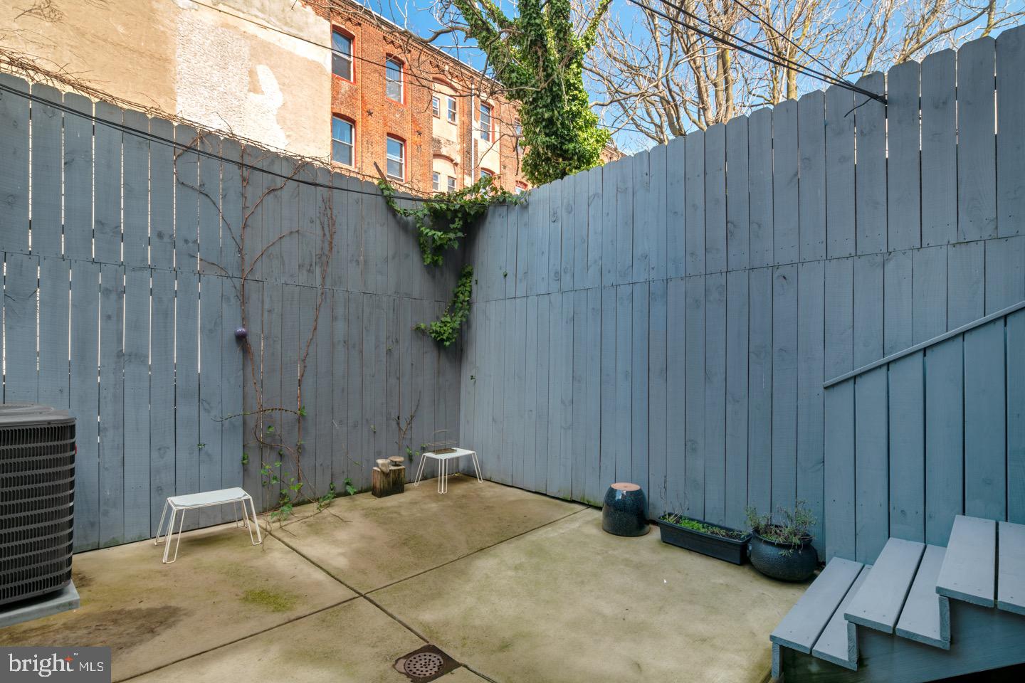 OLDE KENSINGTON - Residential