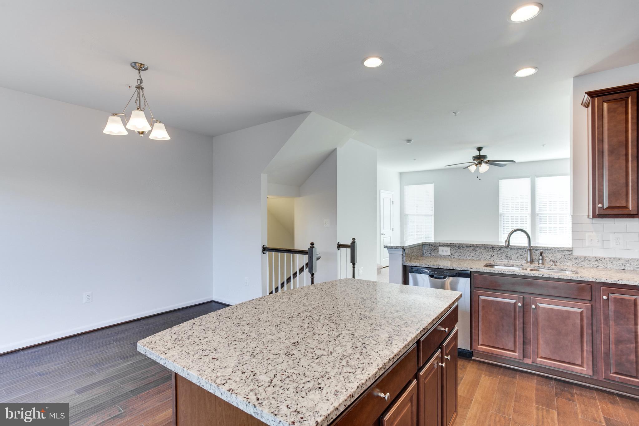 ST CHARLES SUB - FIELDSIDE - Residential Lease