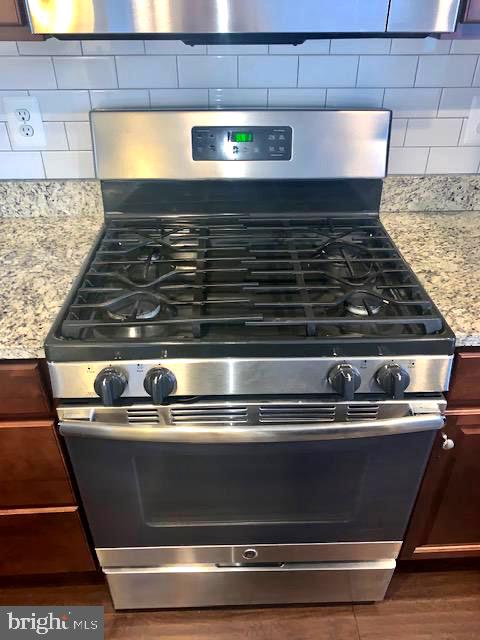 ST CHARLES SUB - FIELDSIDE - Residential Lease