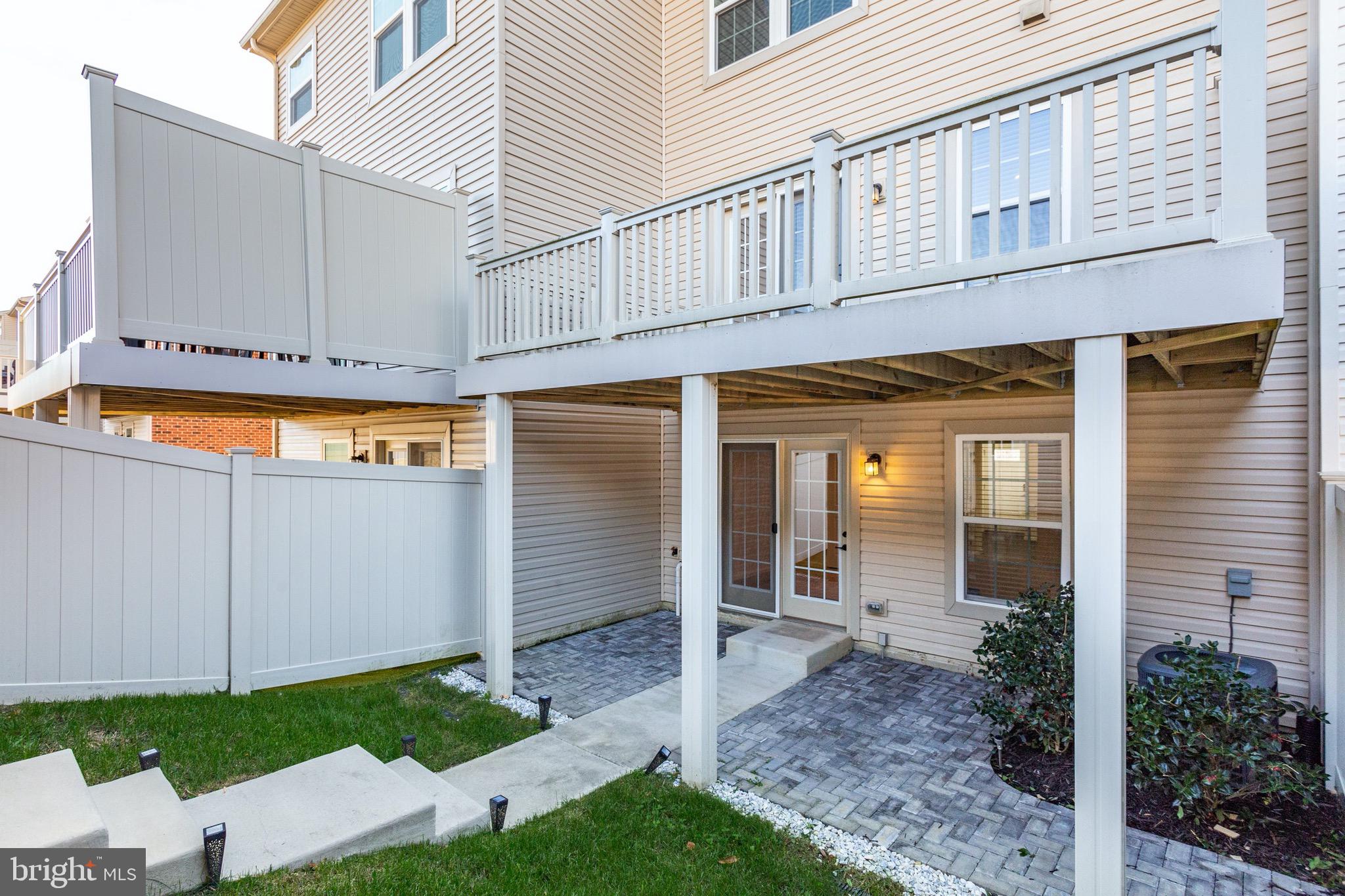 ST CHARLES SUB - FIELDSIDE - Residential Lease