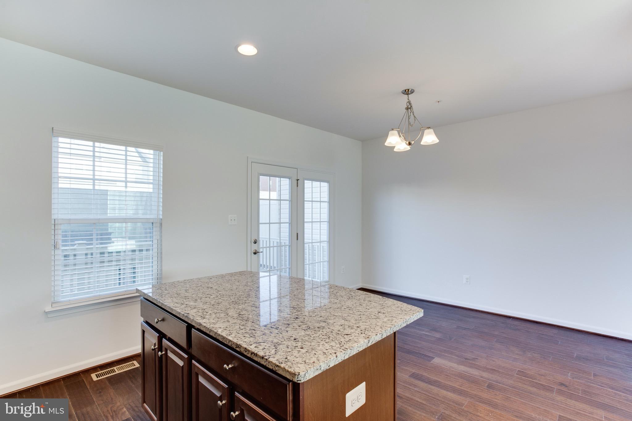 ST CHARLES SUB - FIELDSIDE - Residential Lease