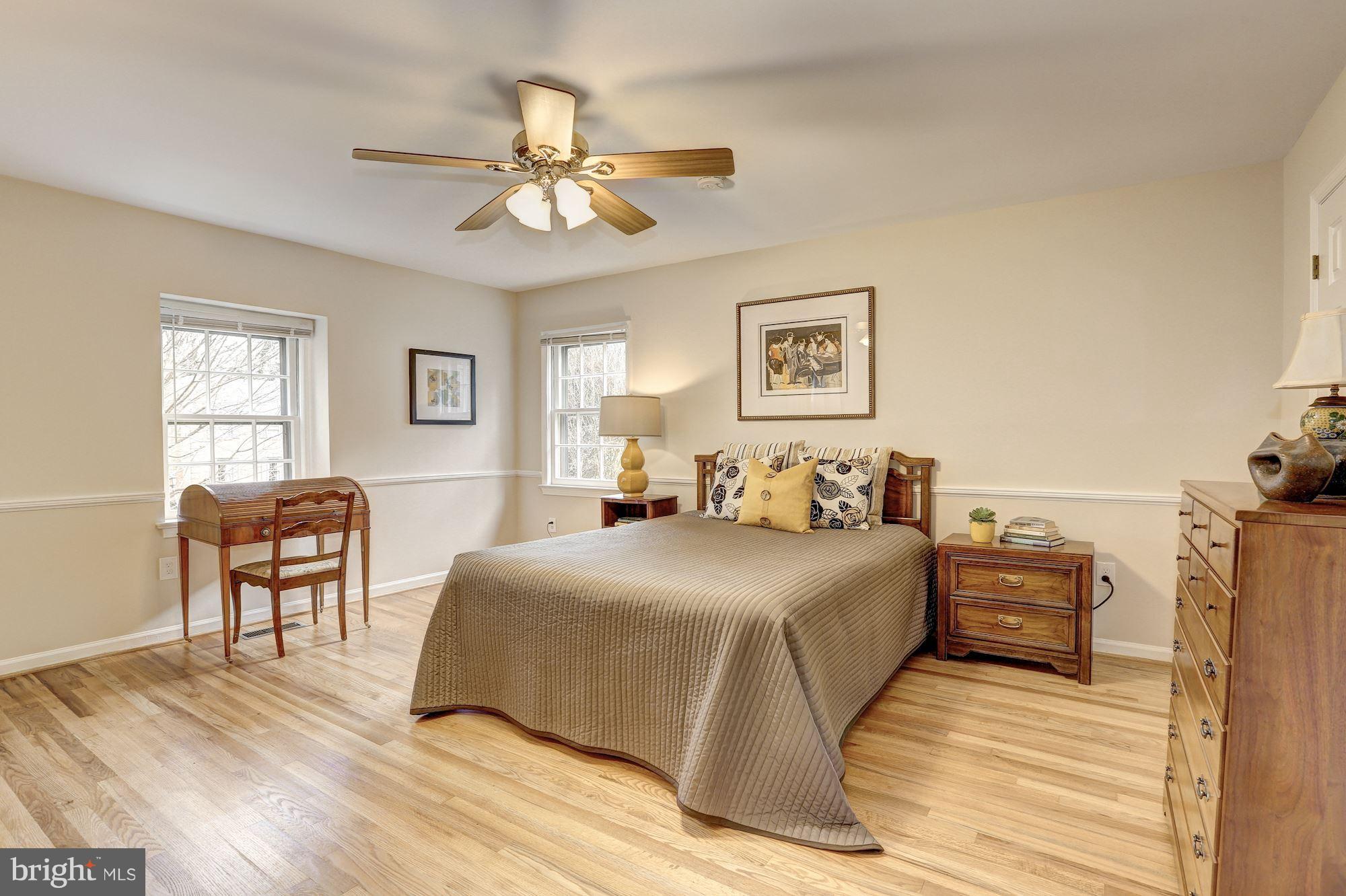 GLEN OAKS - Residential