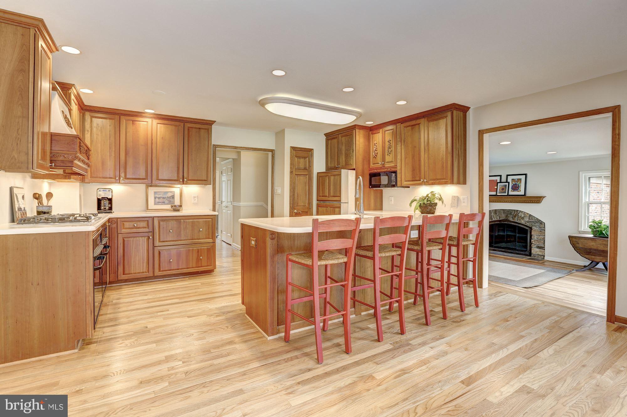 GLEN OAKS - Residential