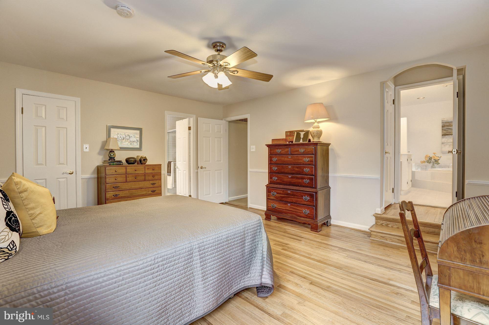 GLEN OAKS - Residential