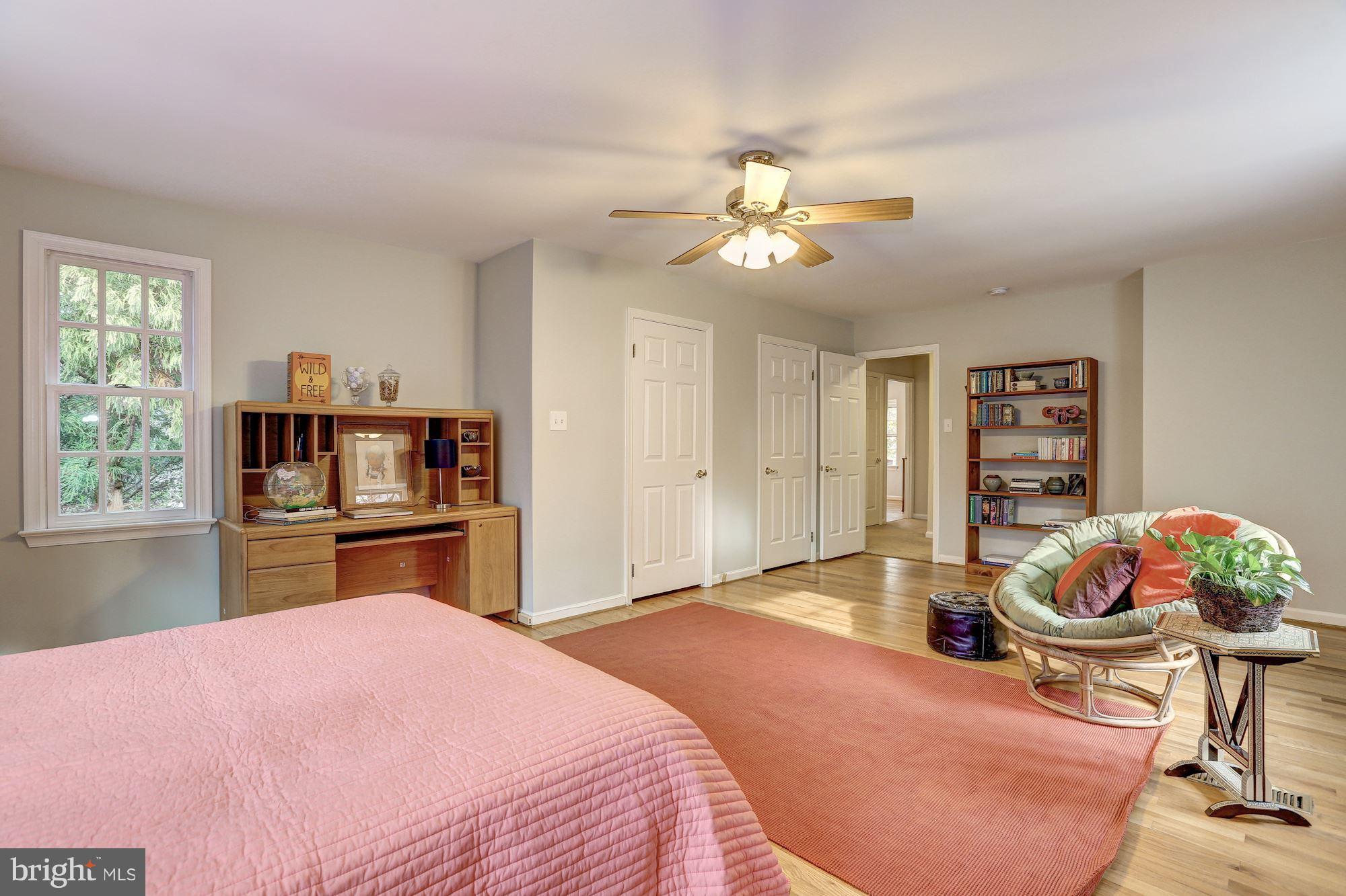 GLEN OAKS - Residential