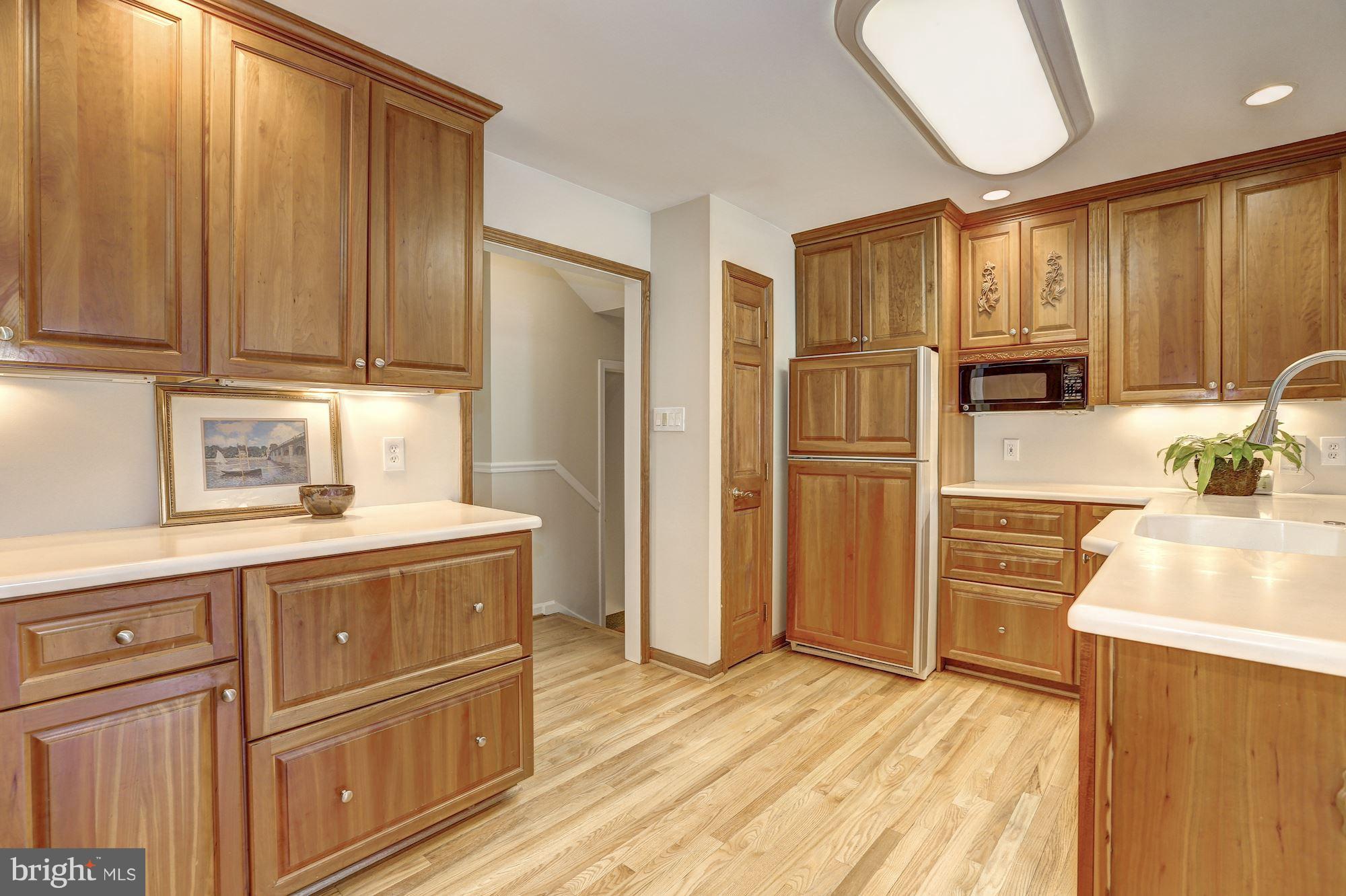 GLEN OAKS - Residential