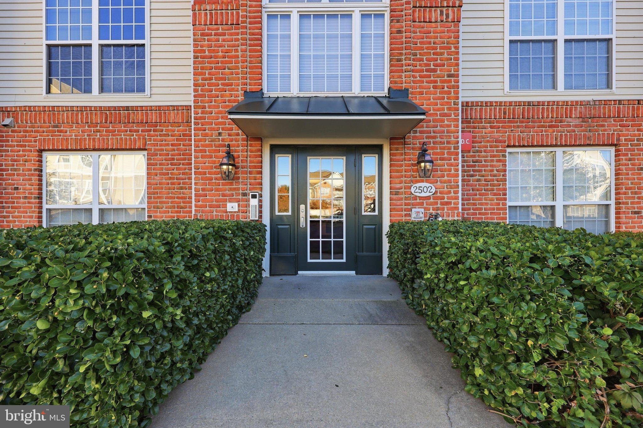 2502 HEMINGWAY DRIVE 2-3C
