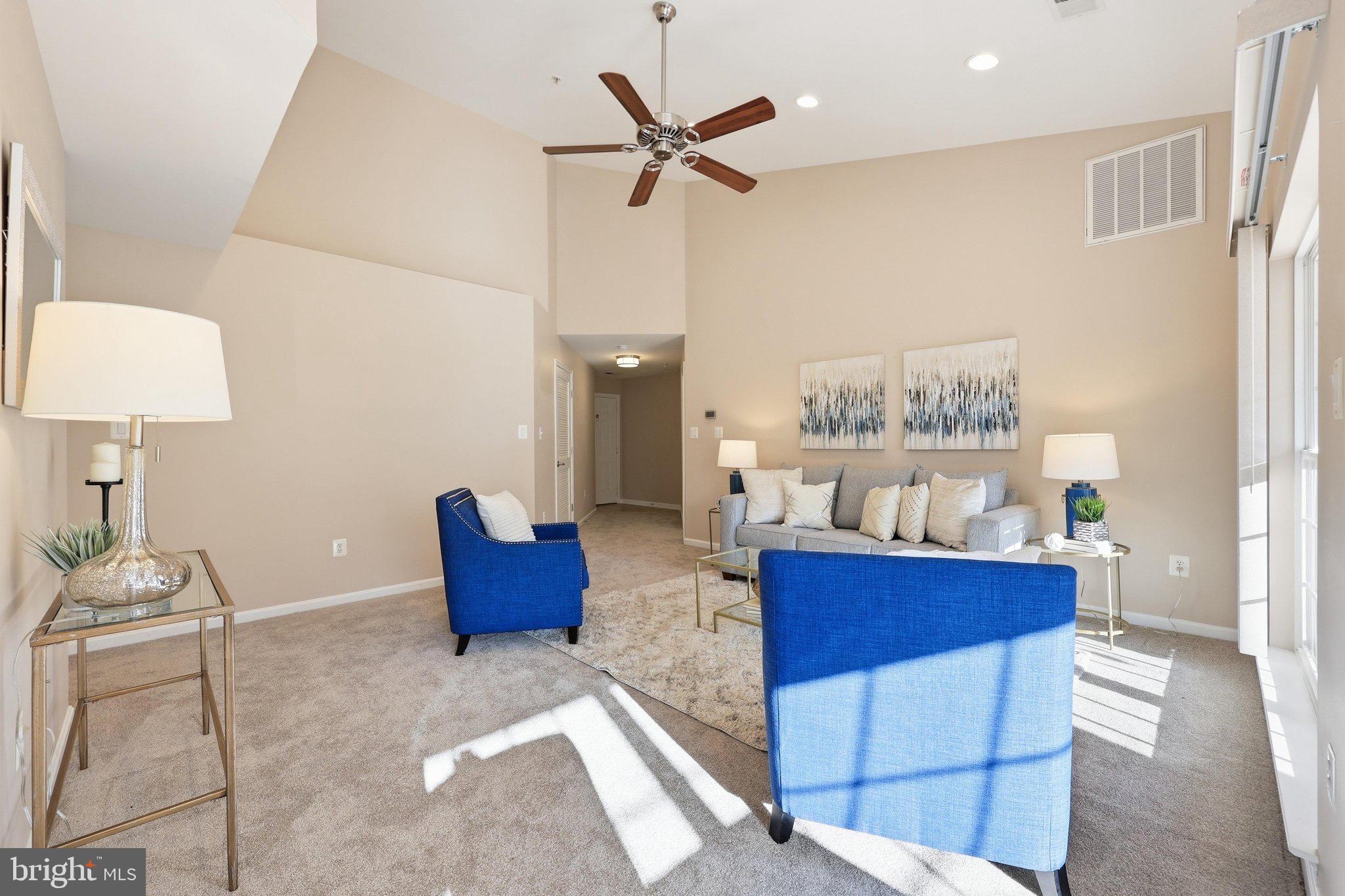 2502 HEMINGWAY DRIVE 2-3C