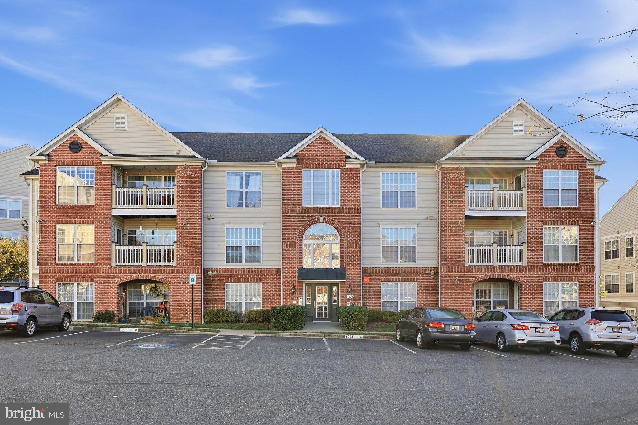 2502 HEMINGWAY DRIVE 2-3C