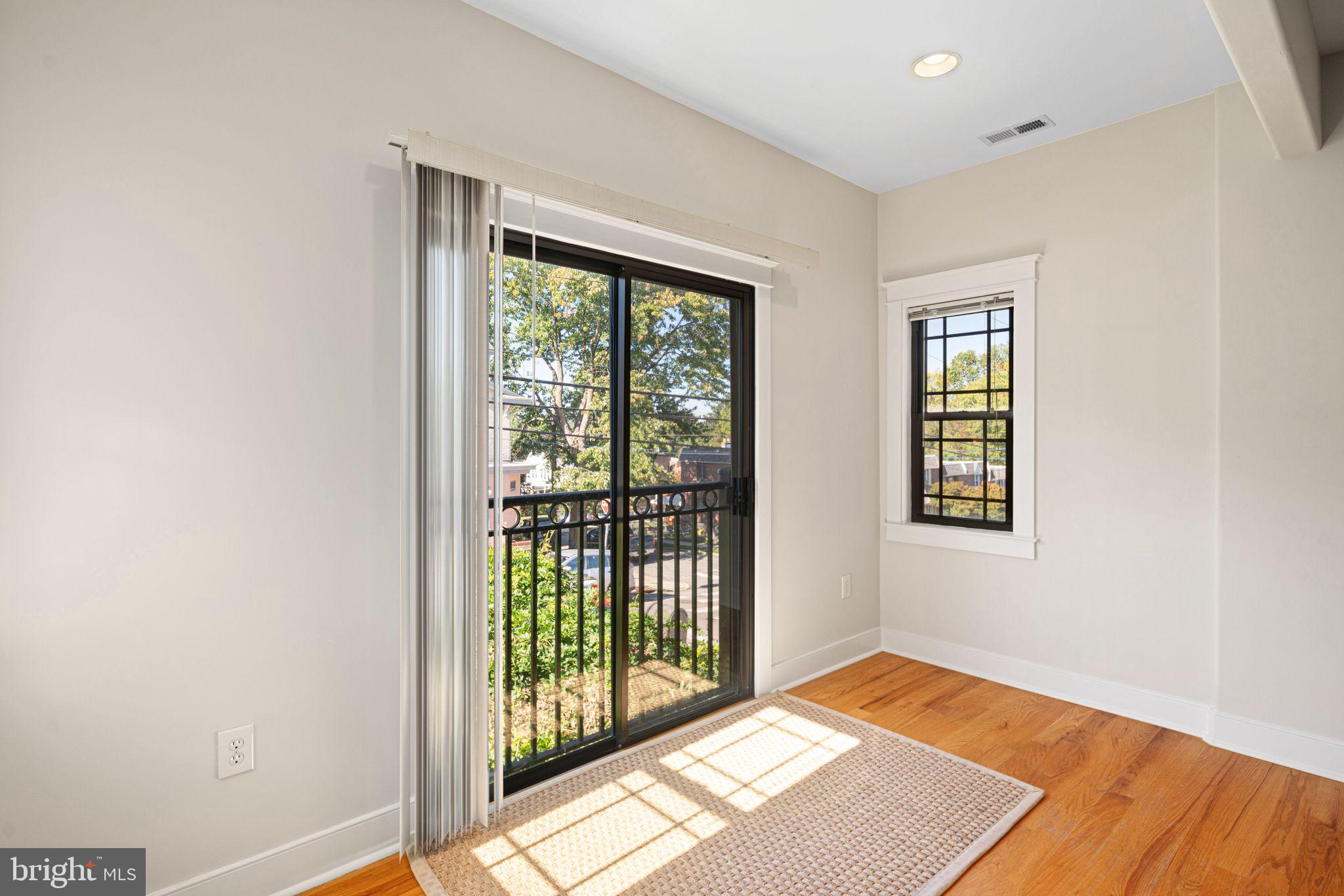 MANAYUNK - Residential