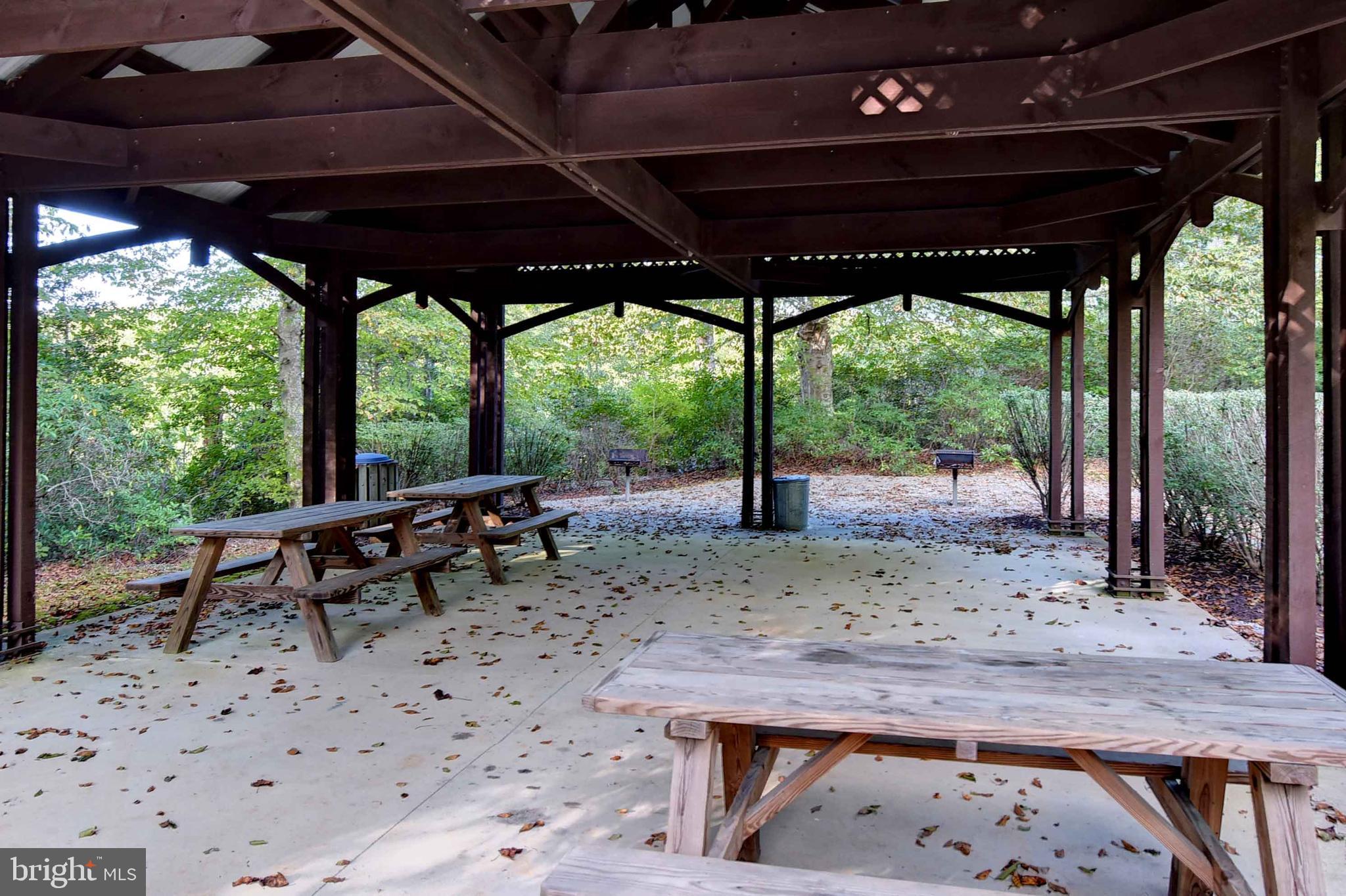 STONEHOUSE - Residential