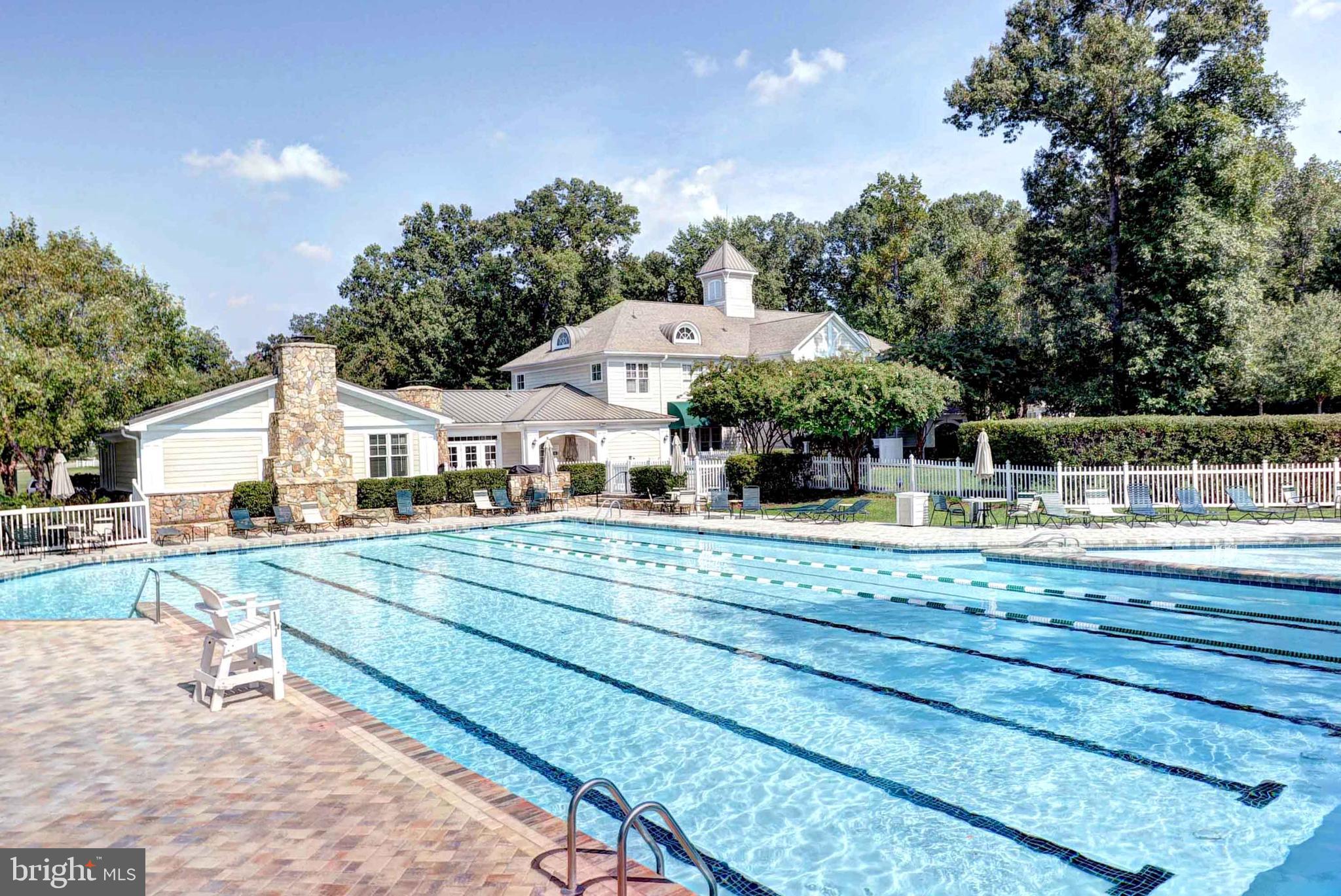 STONEHOUSE - Residential