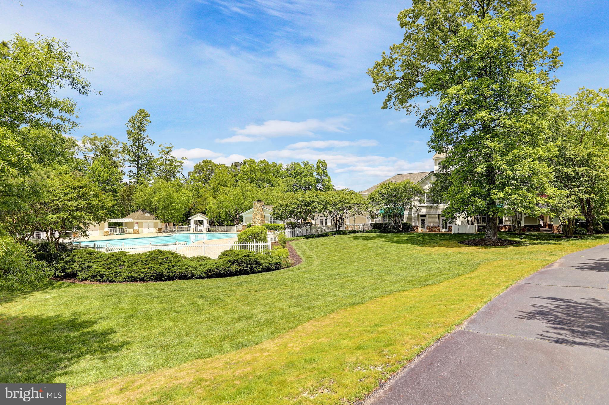 STONEHOUSE - Residential