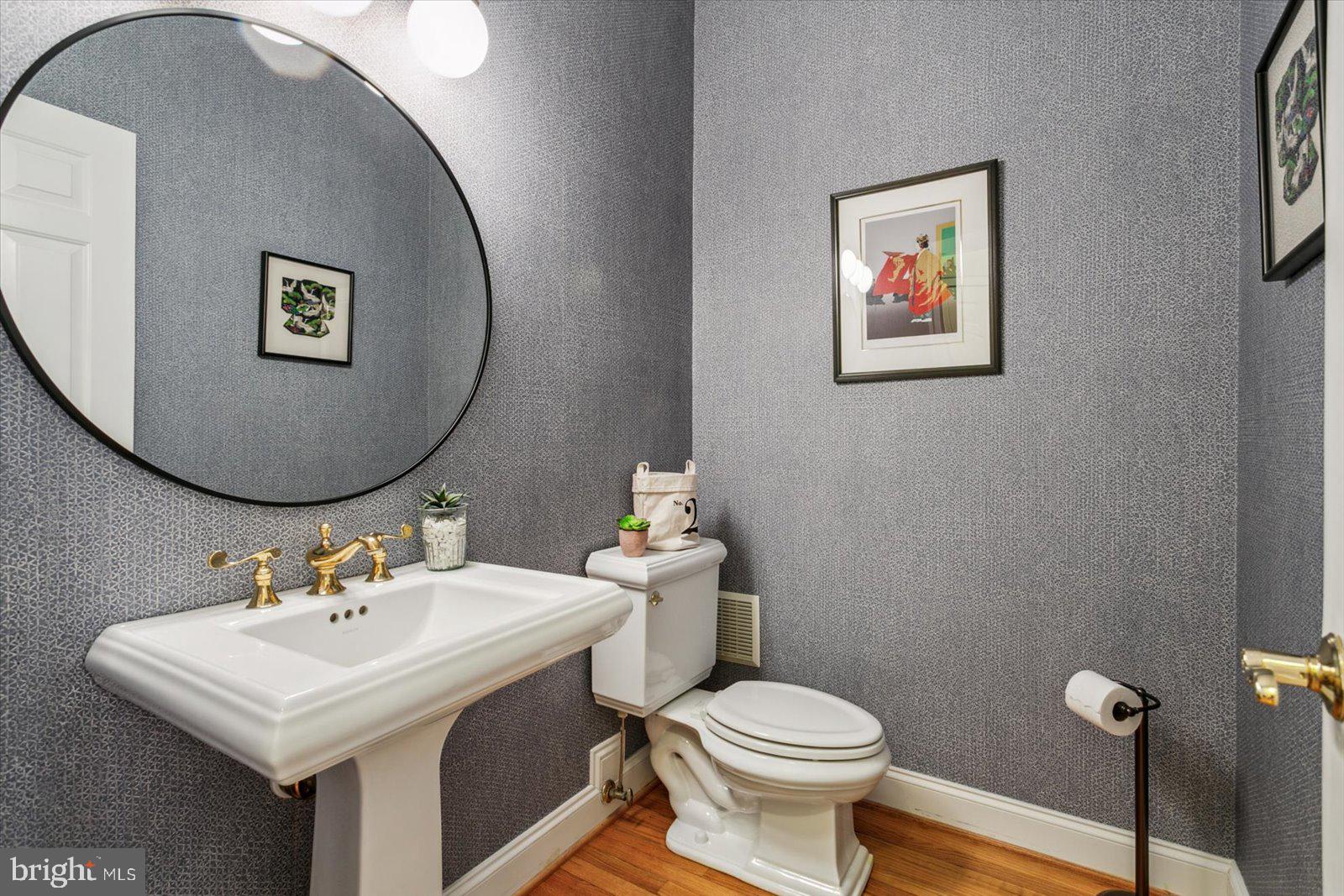 STONEHOUSE - Residential