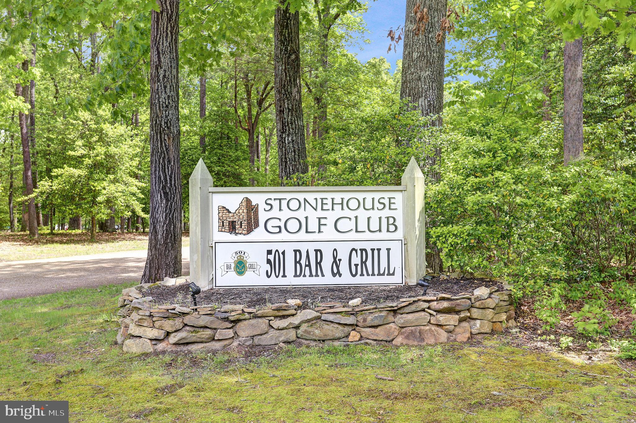 STONEHOUSE - Residential