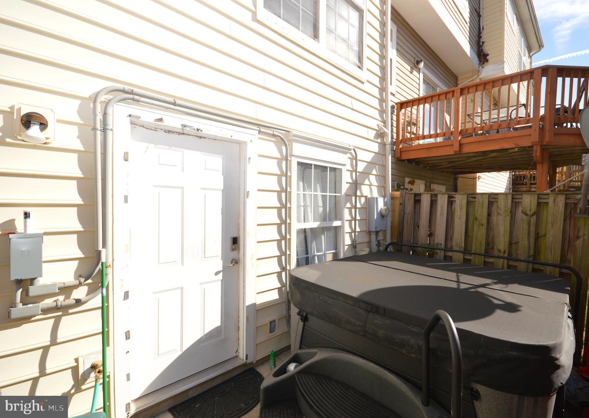 PARKSIDE AT DULLES - Residential