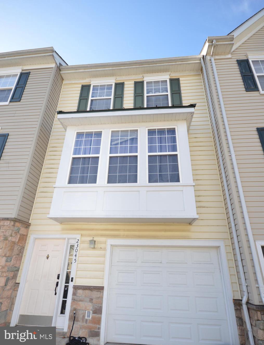 PARKSIDE AT DULLES - Residential