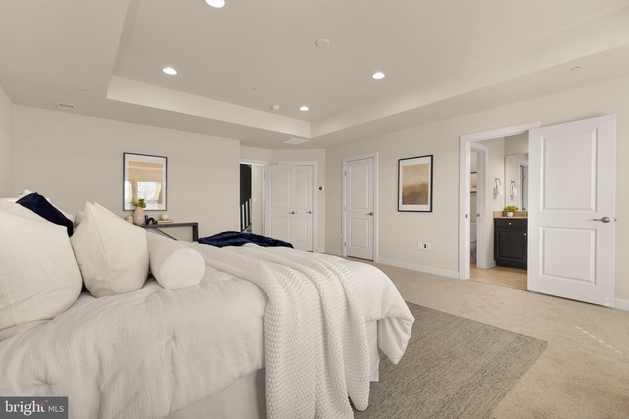 GREENBELT STATION - Residential