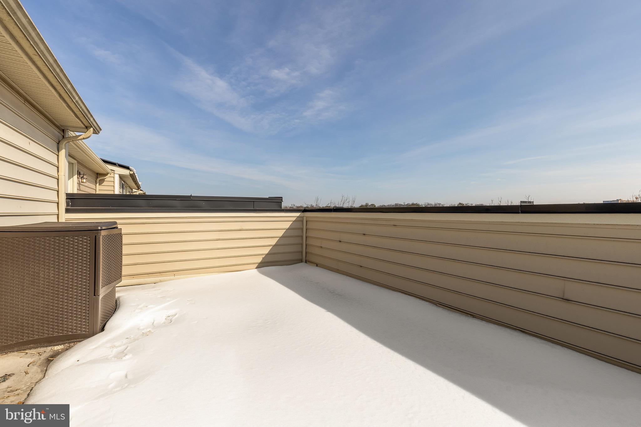 GREENBELT STATION - Residential