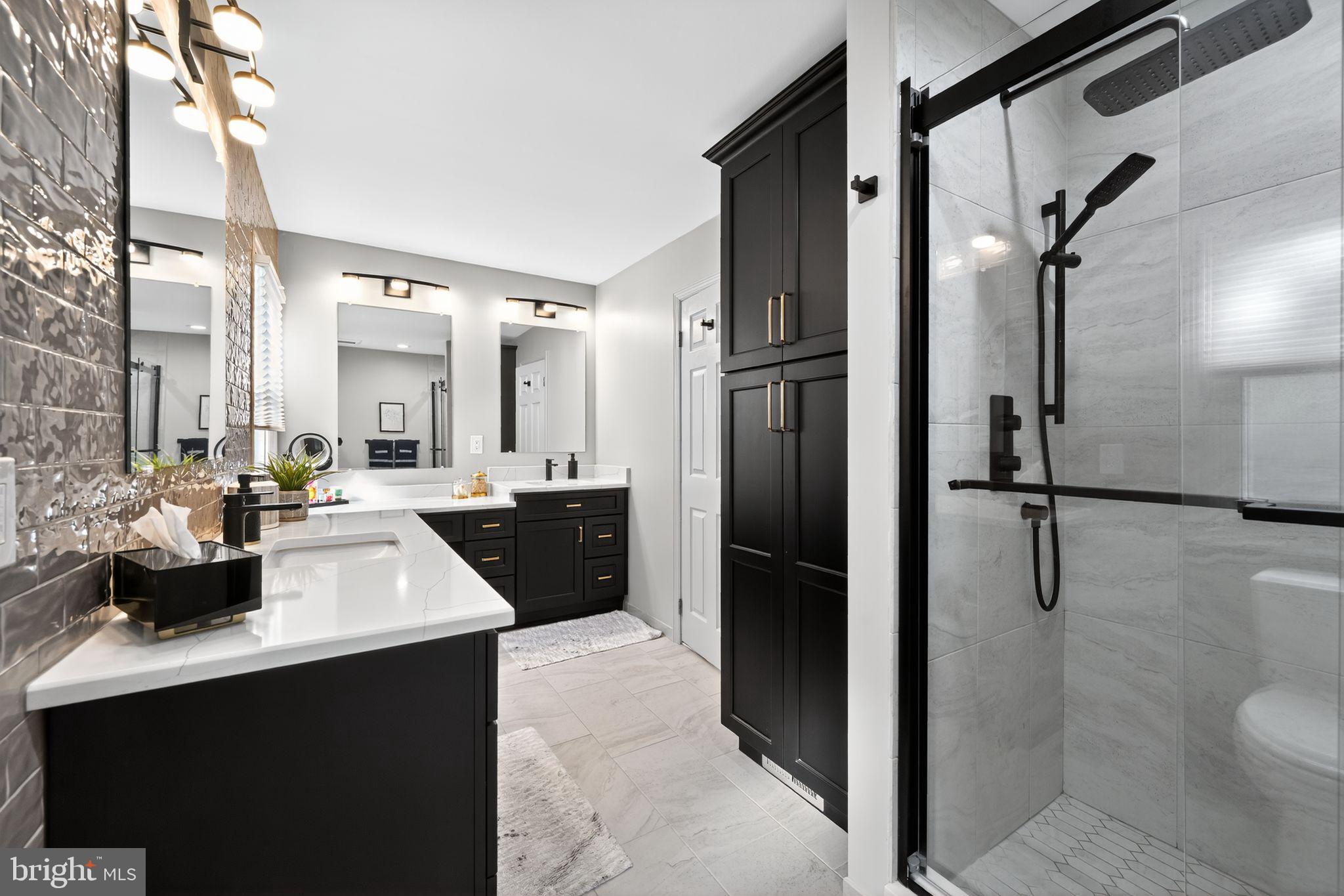 NEWTOWN GATE - Residential