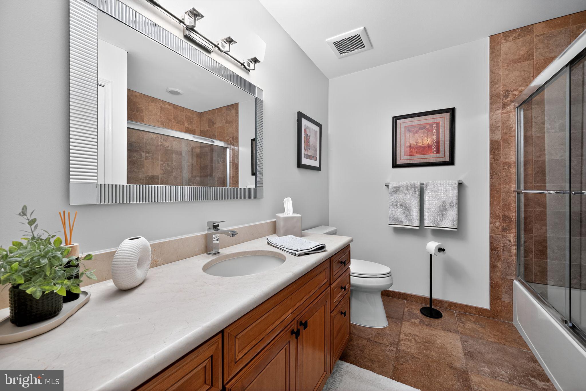 NEWTOWN GATE - Residential