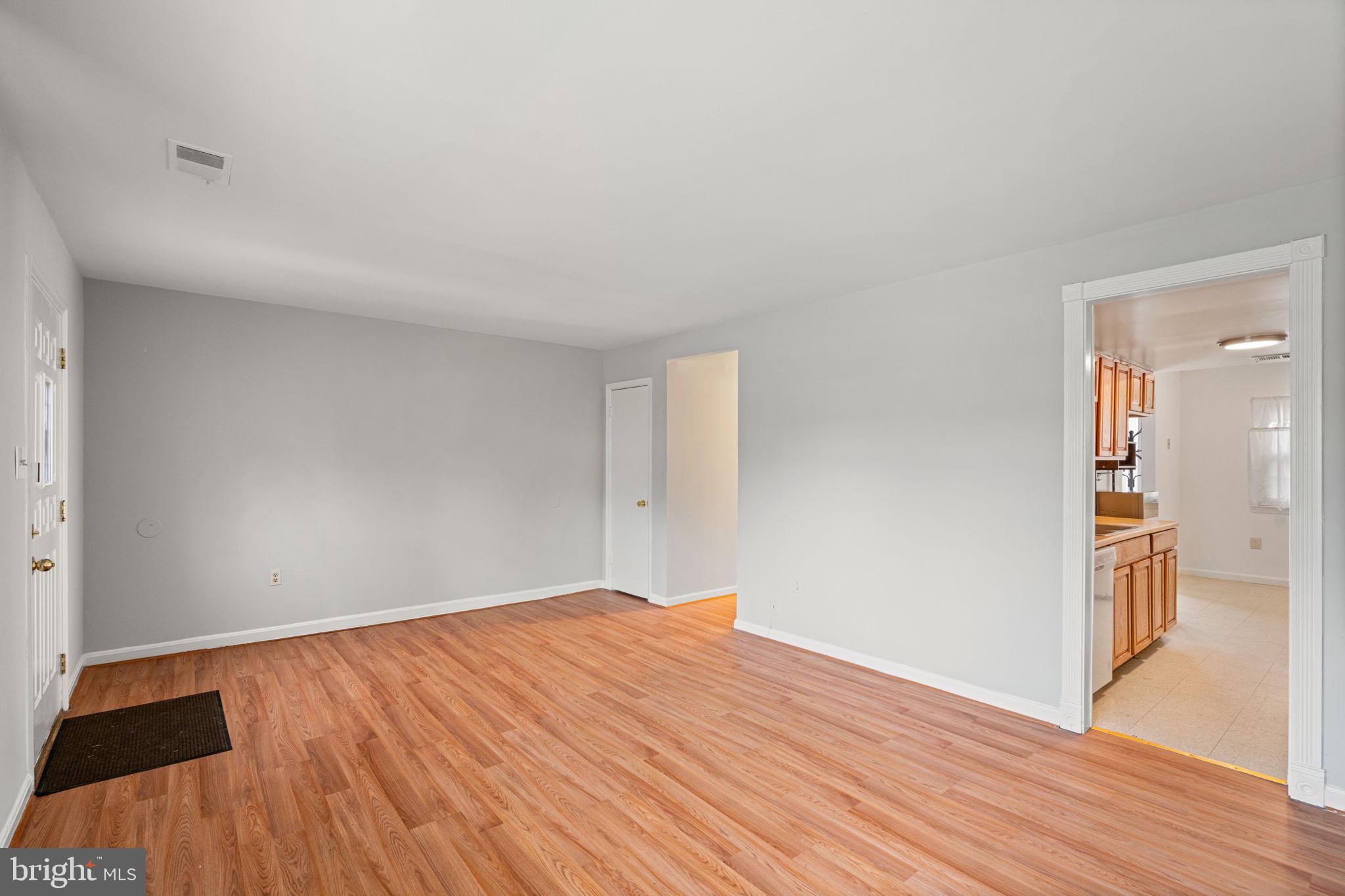 WILLIAMSTOWN - Residential