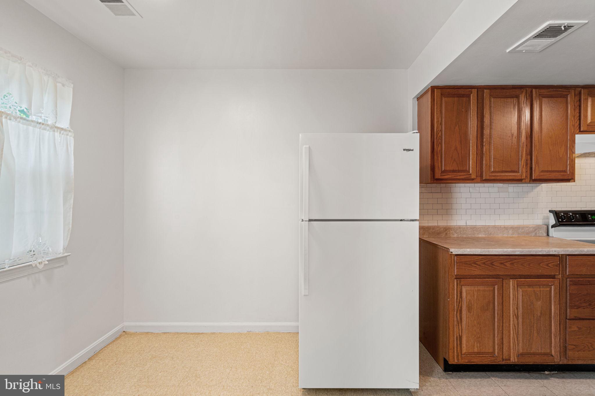 WILLIAMSTOWN - Residential