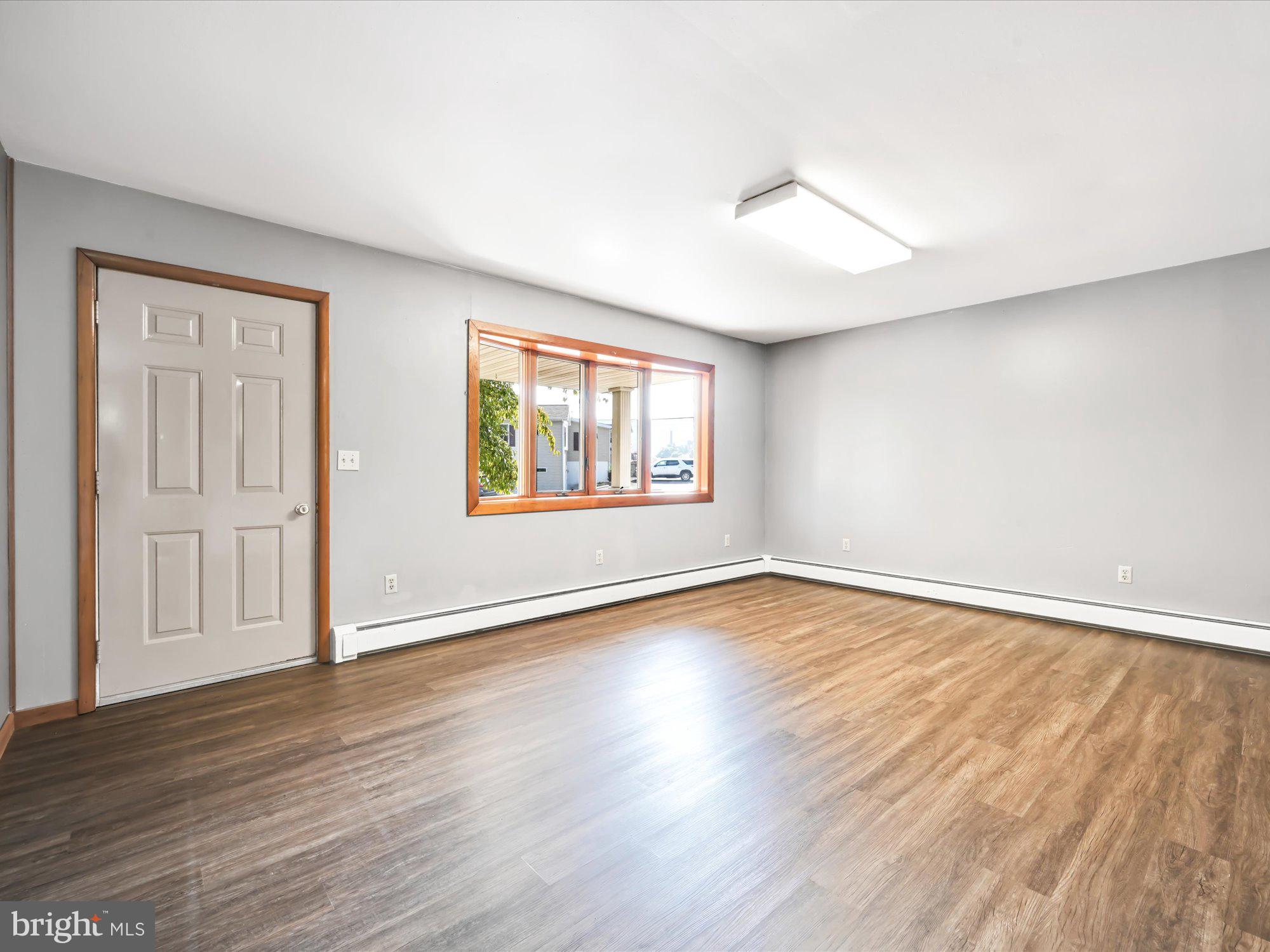 POTTSVILLE - Residential