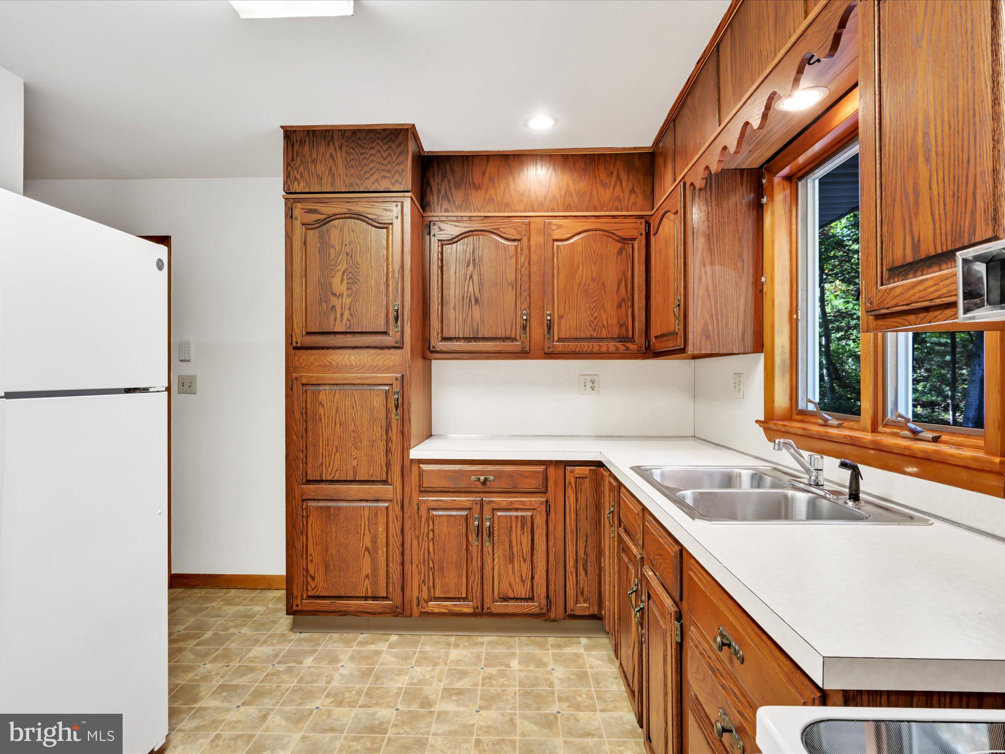 POTTSVILLE - Residential