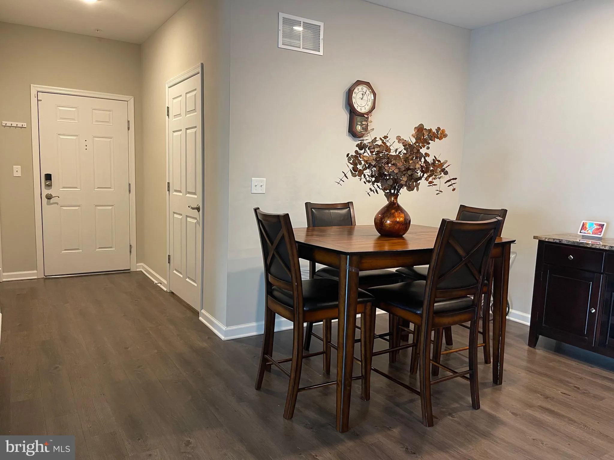 Hamilton, New Jersey 08619, United States, 2 Bedrooms Bedrooms, ,2 BathroomsBathrooms,Residential,Active,7498