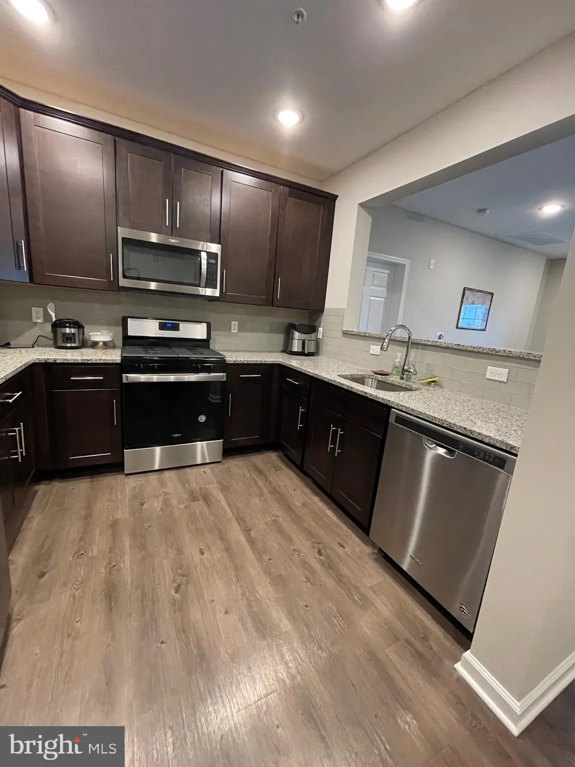 Hamilton, New Jersey 08619, United States, 2 Bedrooms Bedrooms, ,2 BathroomsBathrooms,Residential,Active,7498