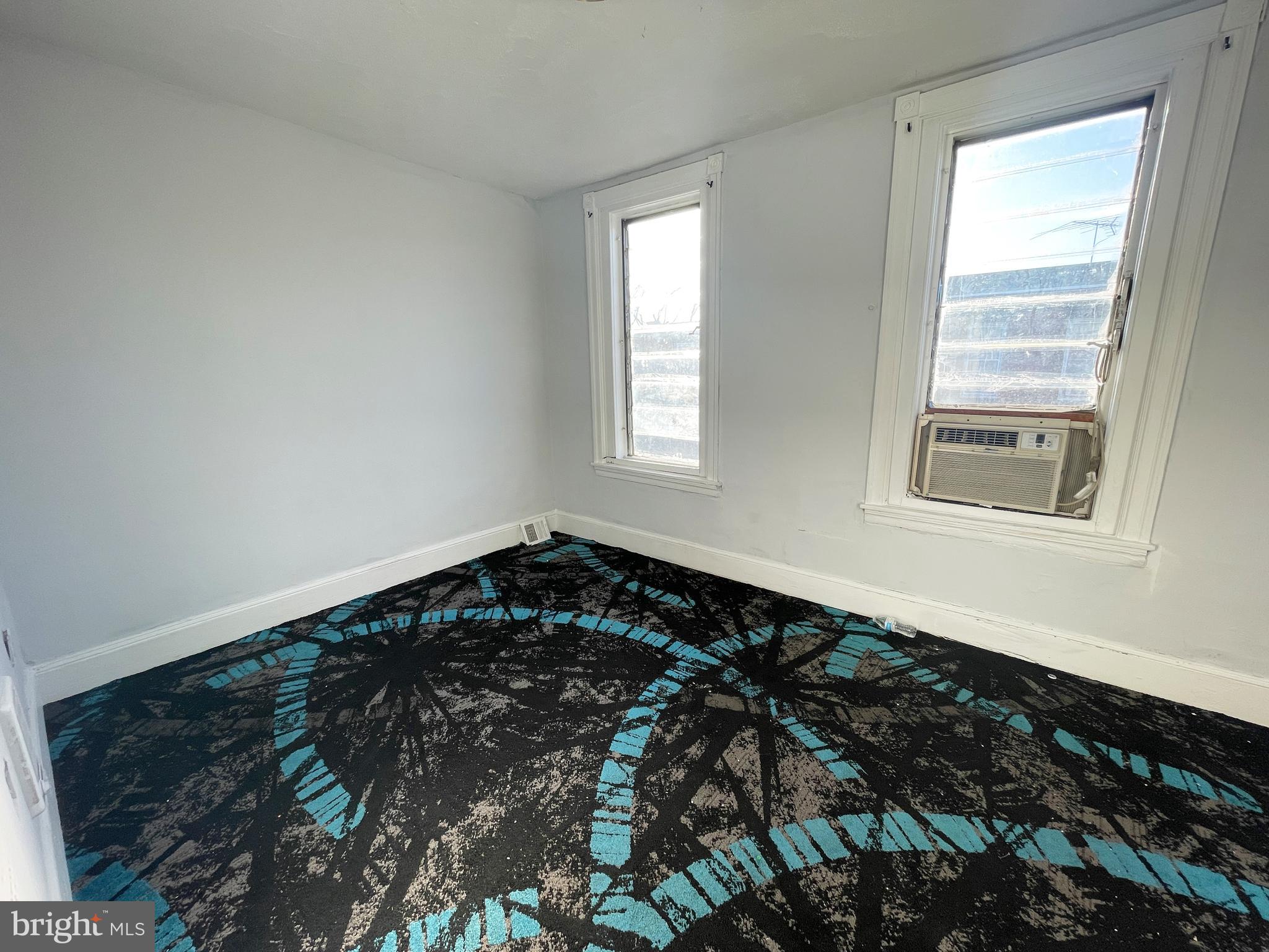 KENSINGTON - Residential Lease