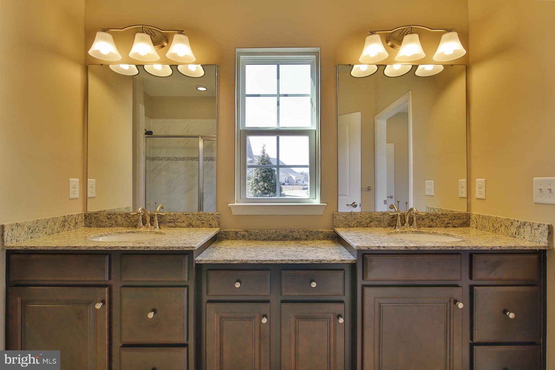 STRAY WINDS FARM - Residential