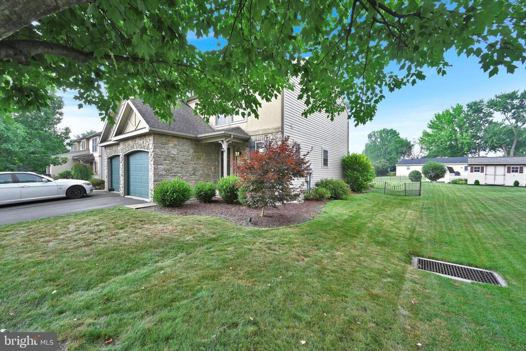 Photo of 23 EAGLE DR, EPHRATA, PA 17522 (MLS # PALA2038246)