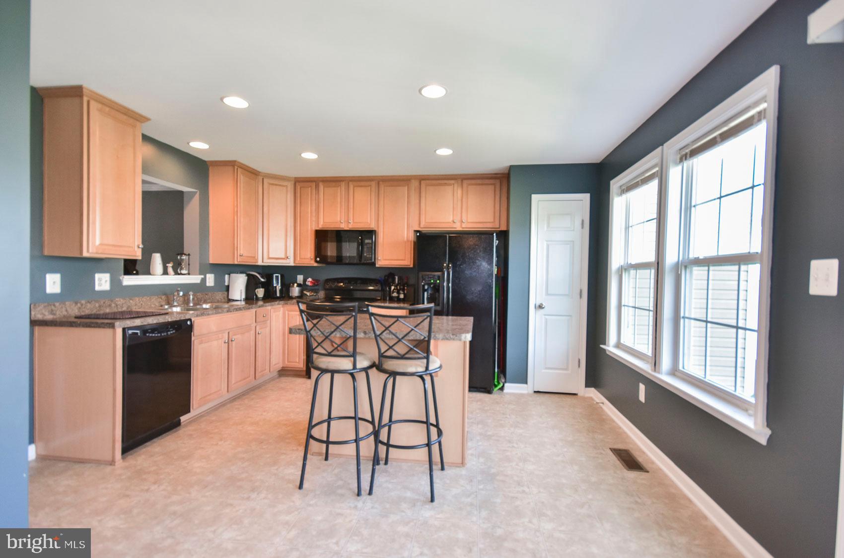 LAKELAND PLACE - Residential