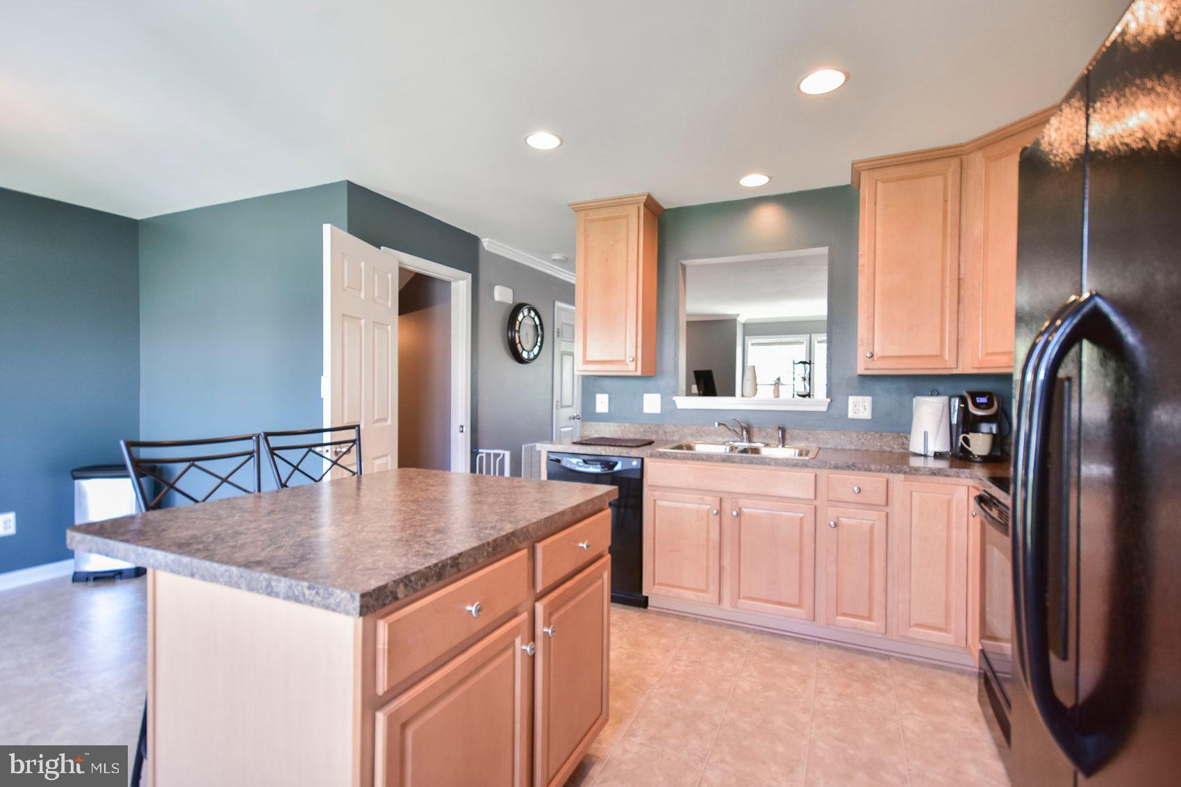 LAKELAND PLACE - Residential