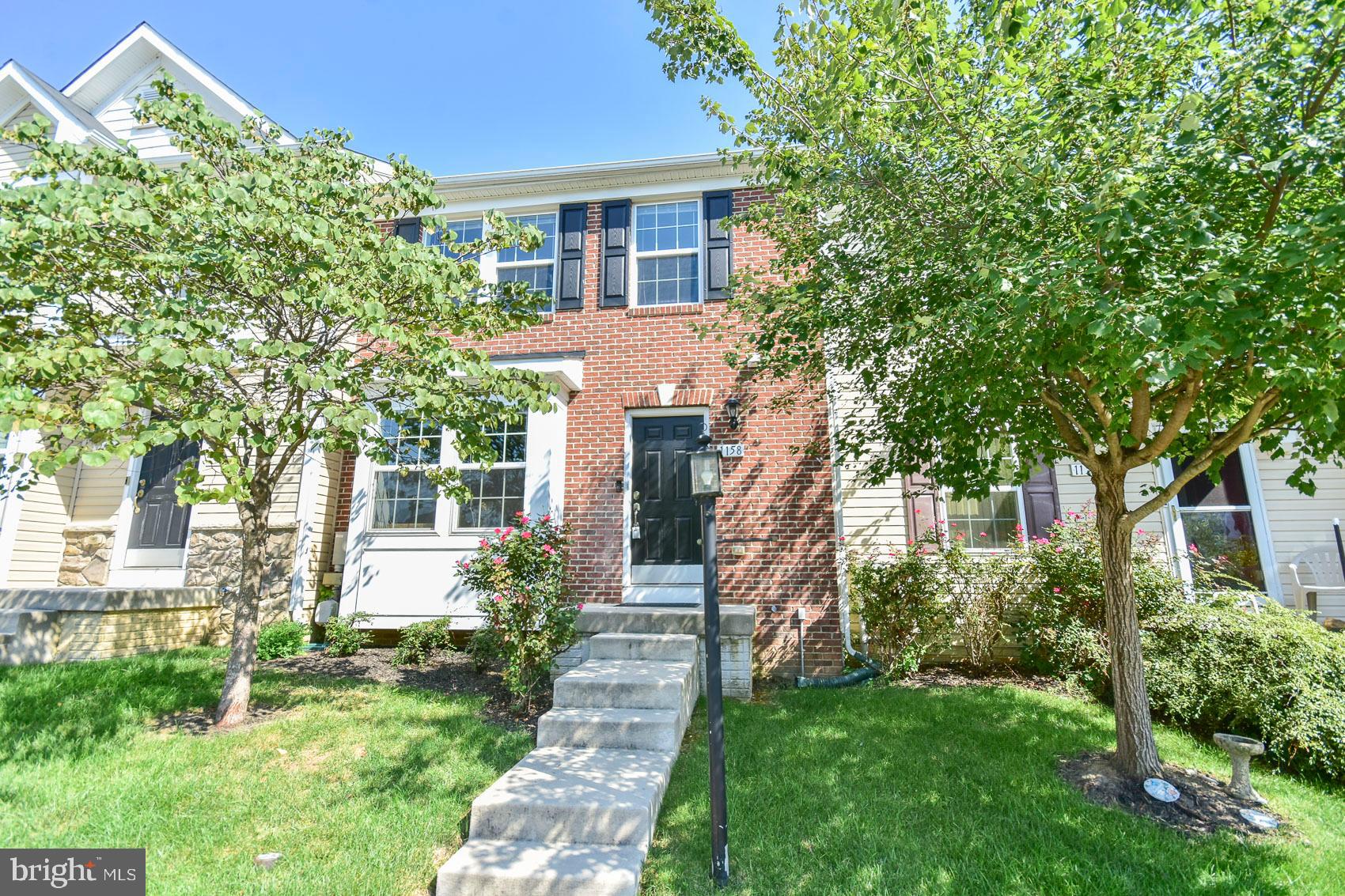 Nice brick front townhouse in move in condition in desirable Fairfax Crossing. Convenient to everything. This home offers 3 bedrooms, 2 full baths and 2 half baths. Owner suite includes walk in closet,double sinks shower/tub and vaulted ceilings. Country kitchen with island, pantry and all appliances. Separate dining area and a large living room. Lower level includes recreation room and exercise/den and laundry area. Movie screen and projector in basement convey. Basement walk up and out to your back yard. Nicely landscaped. Fresh paint and new carpet round out this home. A must see.